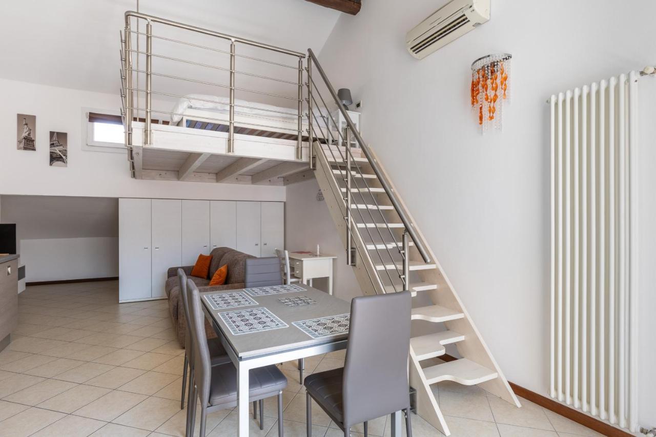 Cozy Mezzanine Apartment By Wonderful Italy Bologna Ngoại thất bức ảnh