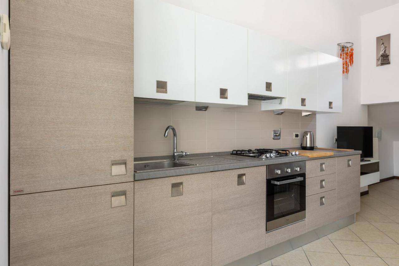 Cozy Mezzanine Apartment By Wonderful Italy Bologna Ngoại thất bức ảnh