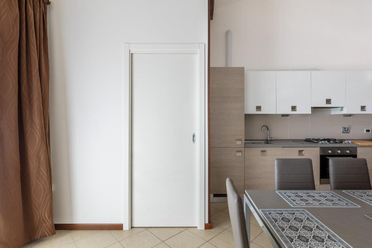 Cozy Mezzanine Apartment By Wonderful Italy Bologna Ngoại thất bức ảnh