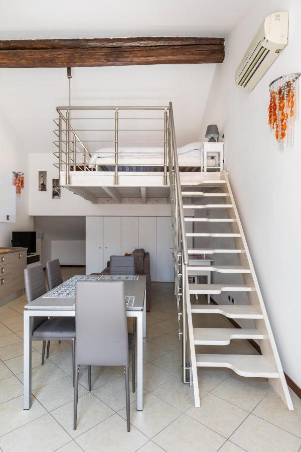 Cozy Mezzanine Apartment By Wonderful Italy Bologna Ngoại thất bức ảnh